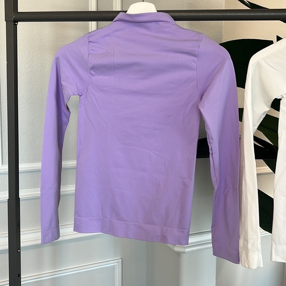 Set of 2 long sleeves stretchable shirts . - Picture 3 of 8